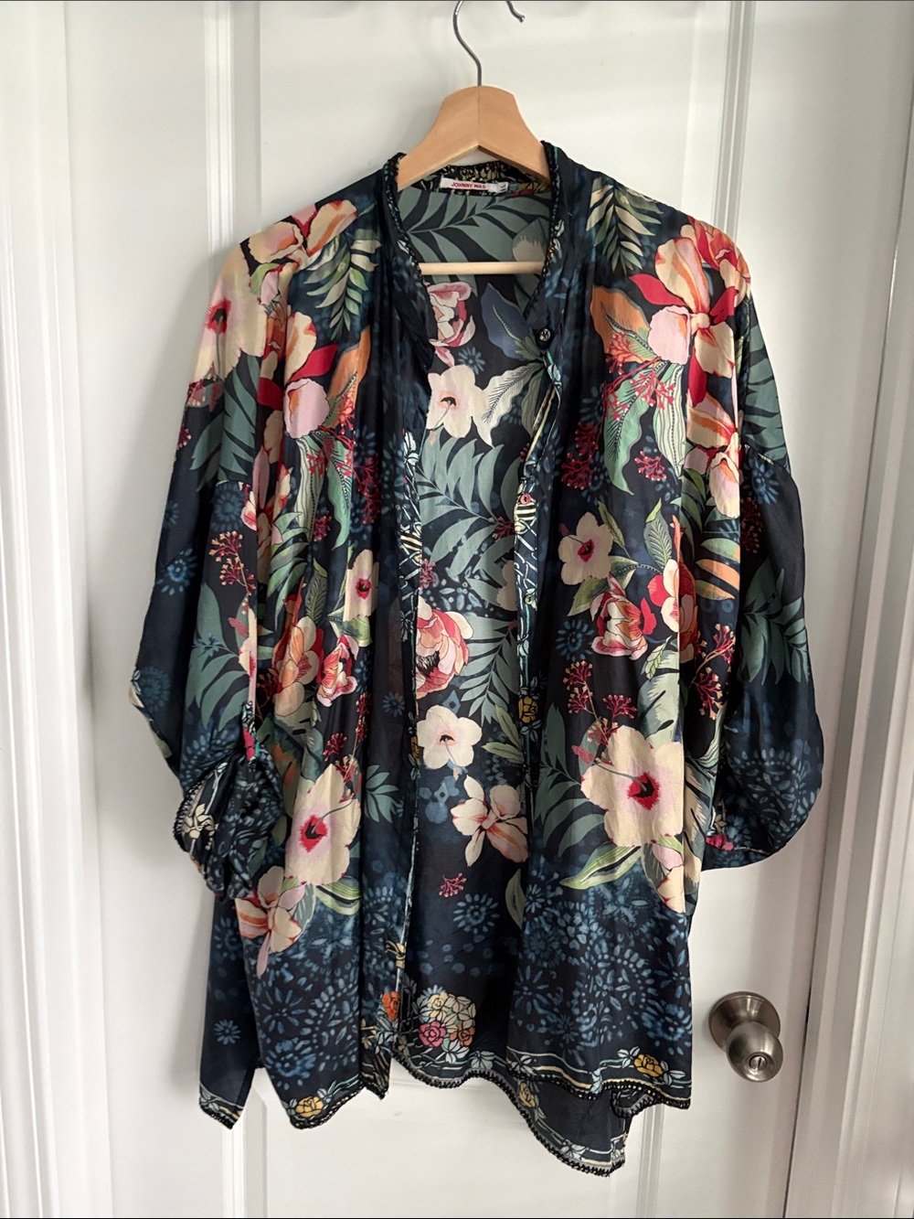 Johnny Was Green and Navy Botanical Kimono